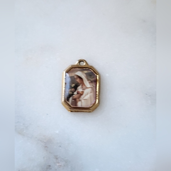 Gold Religious Pendants Set - Picture 2 of 14